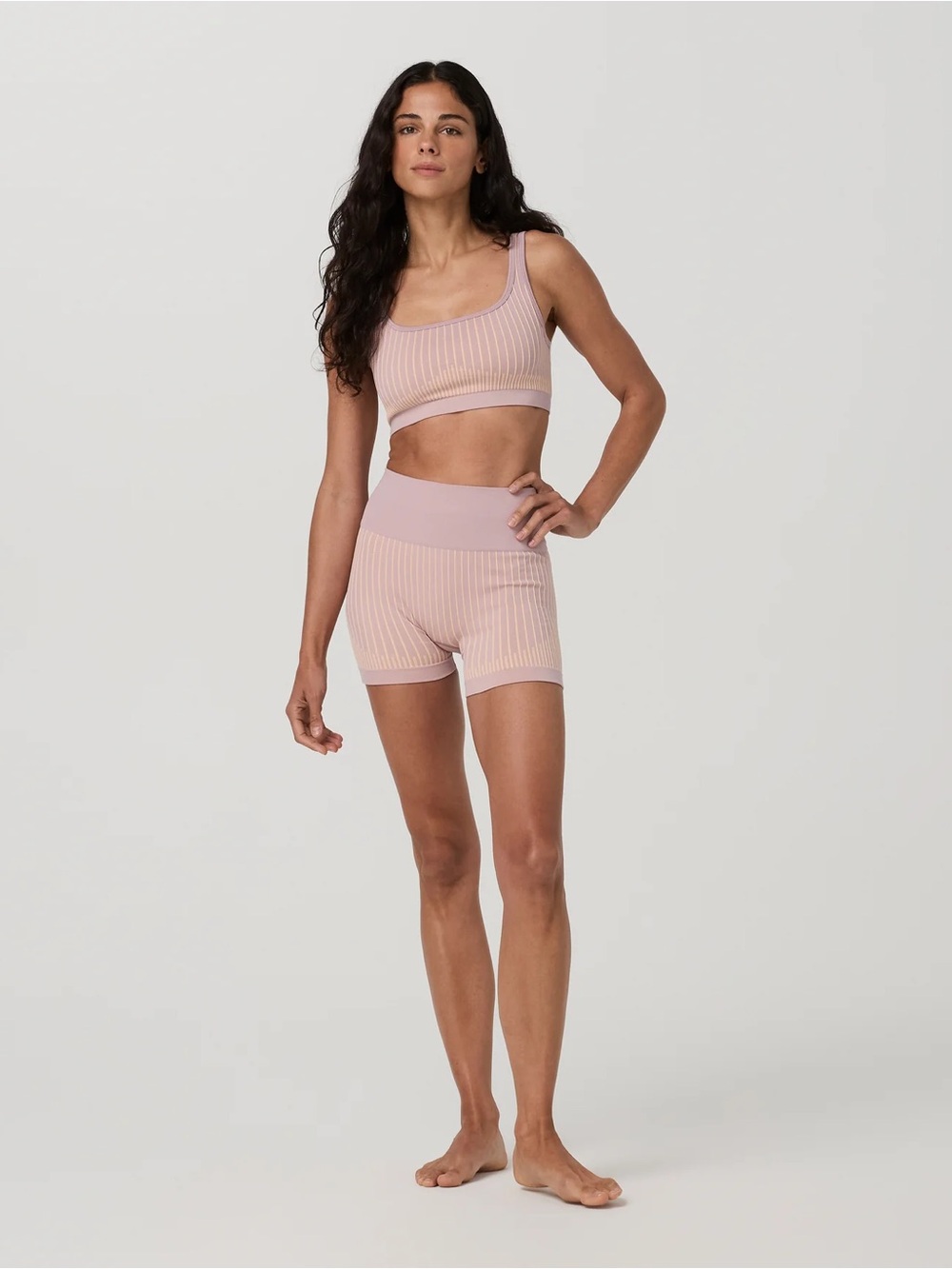 NWT Vuori women's Bi-color seamless bike short 4 szL light peach/desert mauve(B) - Picture 4 of 10